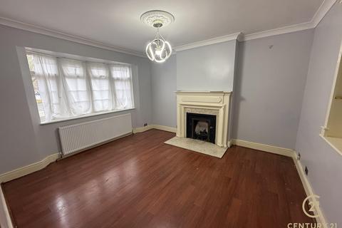 5 bedroom detached house to rent, Uxbridge Road, HAYES UB4