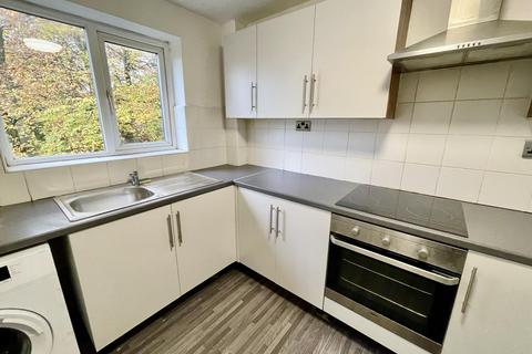 2 bedroom flat to rent, Masonwood, Preston PR2