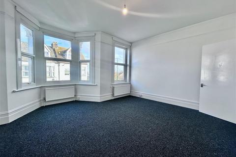 2 bedroom apartment for sale, Hatfeild Road, Margate, CT7