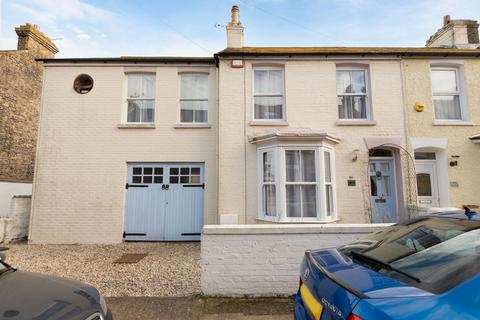 3 bedroom semi-detached house for sale, Upton Road, Broadstairs, CT10