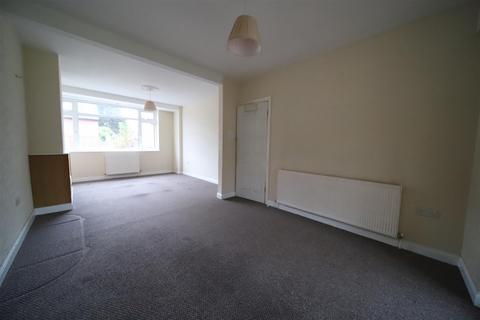 3 bedroom end of terrace house for sale, Roedean Avenue, Enfield