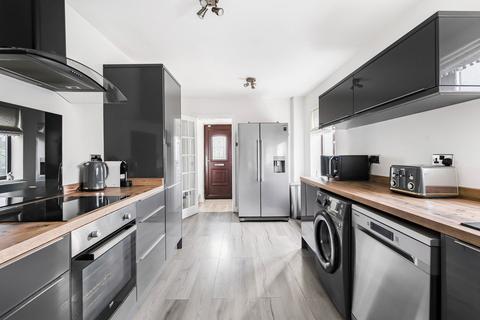1 Biddlesden Road, Westbury, Brackley, NN13 5JL