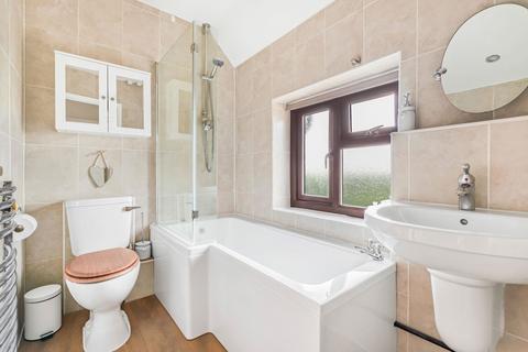 1 Biddlesden Road, Westbury, Brackley, NN13 5JL