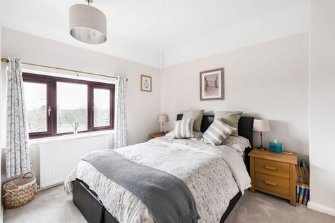 1 Biddlesden Road, Westbury, Brackley, NN13 5JL