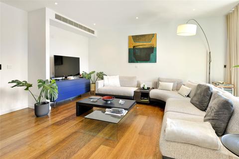 3 bedroom apartment to rent, Wellington House, 70 Buckingham Gate, Westminster, London, SW1E