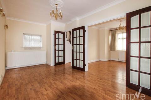 3 bedroom house to rent, Balmoral Drive , Hayes, Middlesex