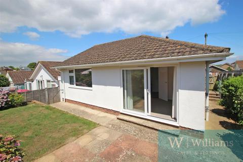 3 bedroom detached bungalow for sale, Verwood Drive, Binstead  CHAIN FREE