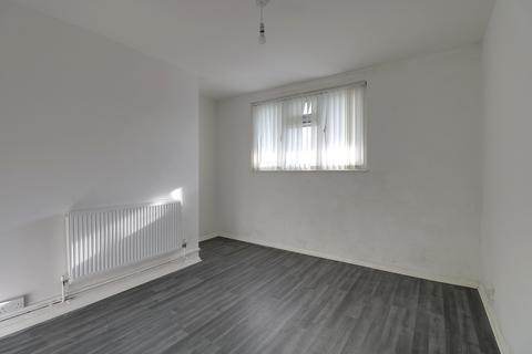 1 bedroom flat for sale, Rokesby Road, Slough SL2