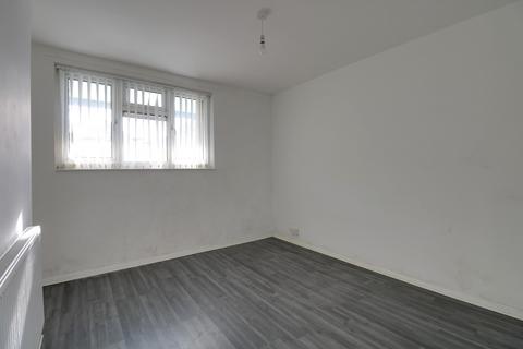 1 bedroom flat for sale, Rokesby Road, Slough SL2