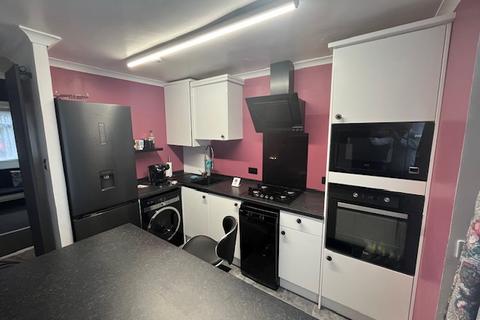 2 bedroom terraced house to rent, Gurnard Pines, Cockleton Lane, Cowes, Isle Of Wight, PO31