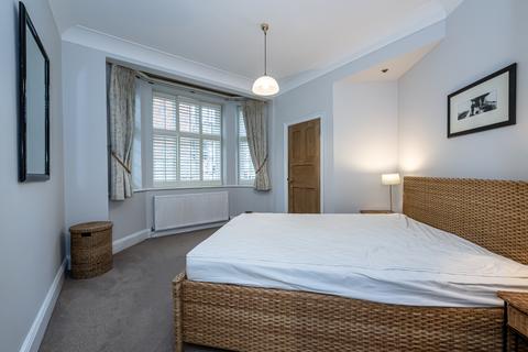 1 bedroom flat to rent, Brown Street, London W1H