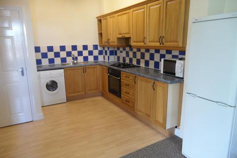 2 bedroom flat to rent, Lowfield Road, Stockport SK2