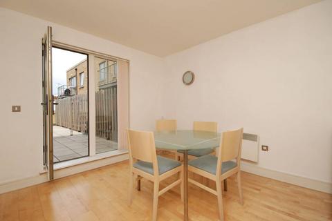 3 bedroom maisonette for sale, Finchley Road, Golders Green, London, NW11