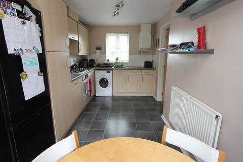 2 bedroom house to rent, Maes Slowes Leyes, Rhoose Point, Vale of Glamorgan