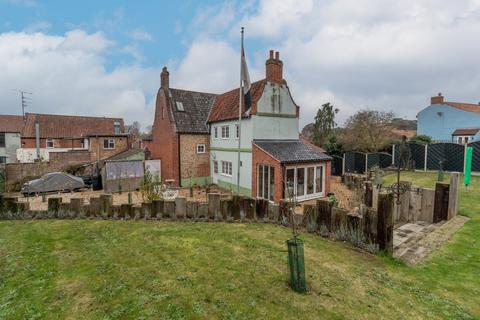 5 bedroom character property for sale, Oak Street, Fakenham, NR21