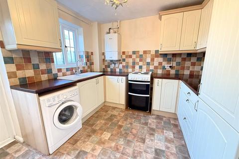 3 bedroom link detached house for sale, Walnut Road, Bottesford