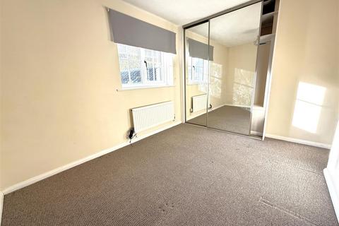 43 Walnut Road, Bottesford, Nottingham, NG13 0AY
