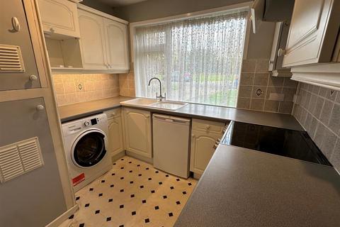 2 bedroom maisonette for sale, Meadow View Court, Elbow Meadow, Colnbrook