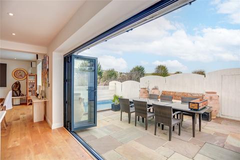 4 bedroom bungalow for sale, Mount Drive, Saltdean, Brighton, East Sussex, BN2