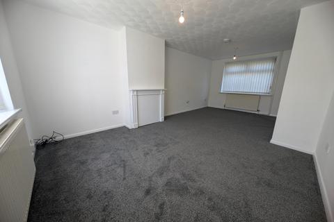 2 bedroom semi-detached house to rent, Berry Hill Avenue, Knowsley Village L34