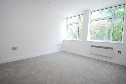 1 bedroom flat to rent, High Street Beckenham BR3