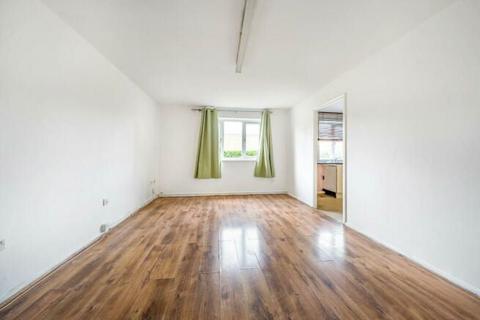 2 bedroom flat for sale, Liden Close, Walthamstow E17