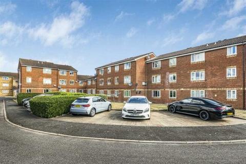 2 bedroom flat for sale, Liden Close, Walthamstow E17