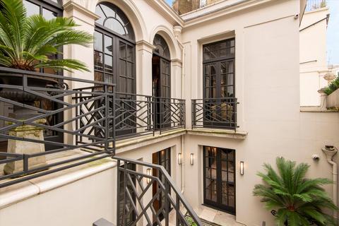 undefined, Redcliffe Square, London, SW10