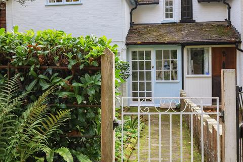 2 bedroom semi-detached house to rent, Weare Street, Ockley, Dorking, RH5