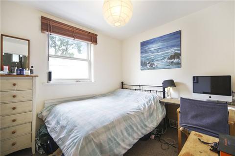 3 bedroom mews to rent, Ruston Mews, London W11