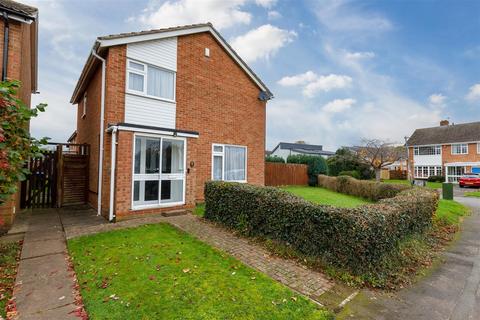 3 bedroom detached house for sale, Sycamore Grove, Warwick