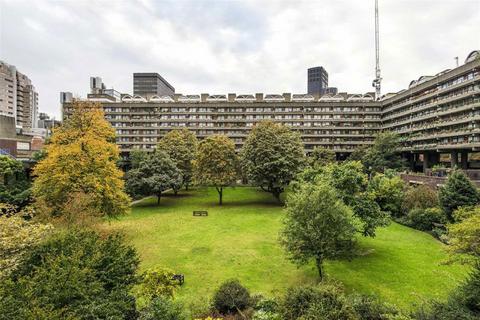 1 bedroom flat to rent, Thomas More House, London EC2Y