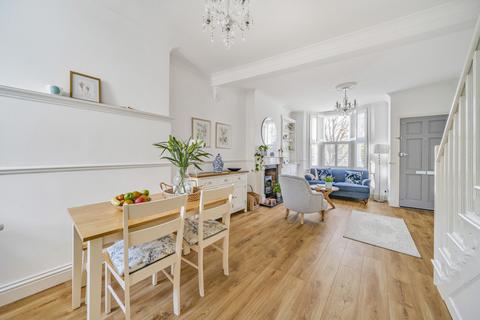 2 bedroom end of terrace house for sale, Barmeston Road, London