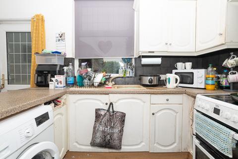 70 Poole Road, Sheffield, S9 4JQ