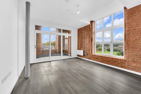 2 bedroom flat to rent, Cotton Gardens, Bolton, Greater Manchester, BL1