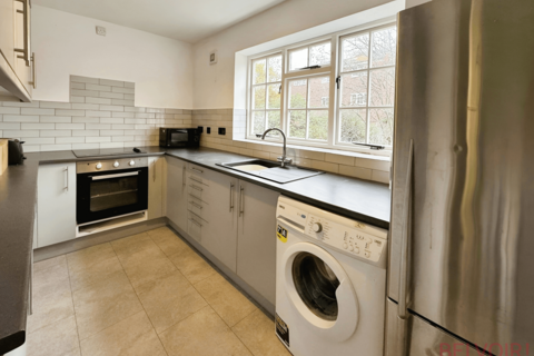 4 bedroom coach house to rent, Matlock Court (25/26), Nottingham NG1