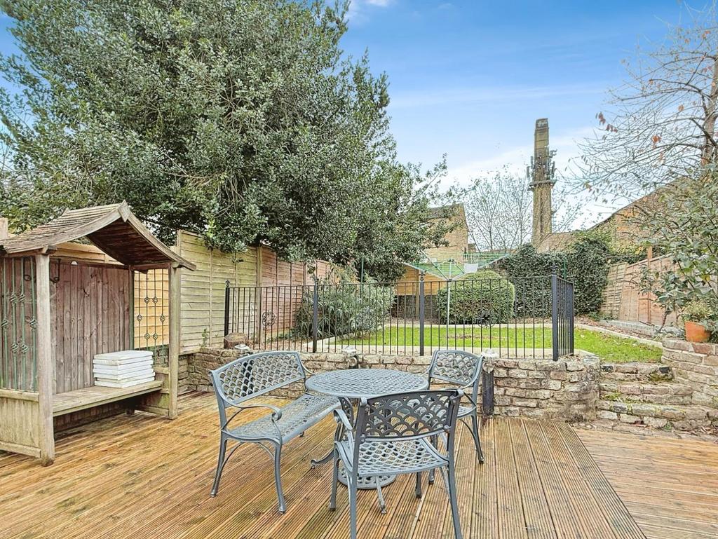Rear decking