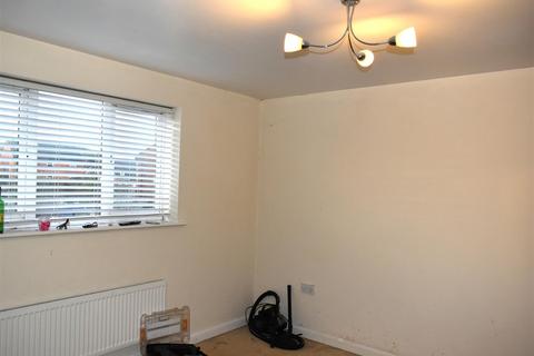 2 bedroom apartment for sale, Colliers Way, Huntington