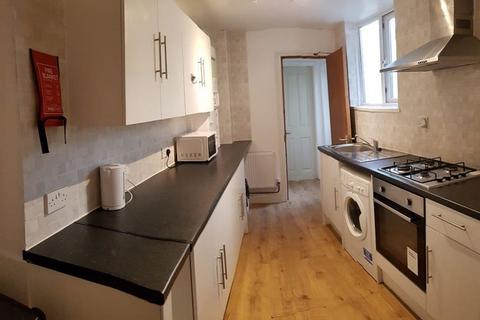 4 bedroom house share to rent, Western Street, Swansea, SA1 3JS