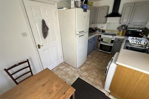 40 Brewer Mead, Chippenham, SN15 3FB