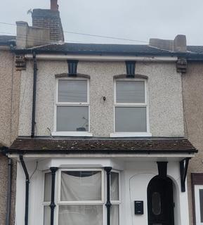 3 bedroom house to rent, Salisbury Road, Northfleet