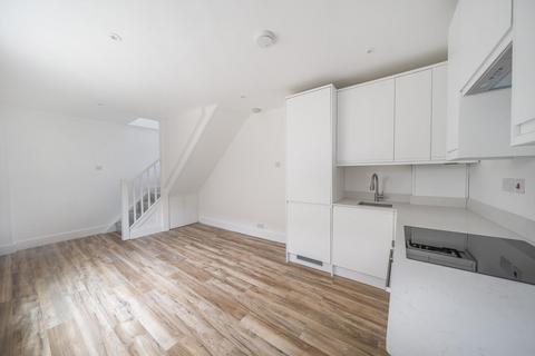 1 bedroom flat for sale, The Avenue, Ealing