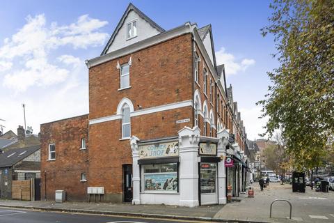 1 bedroom flat for sale, The Avenue, Ealing