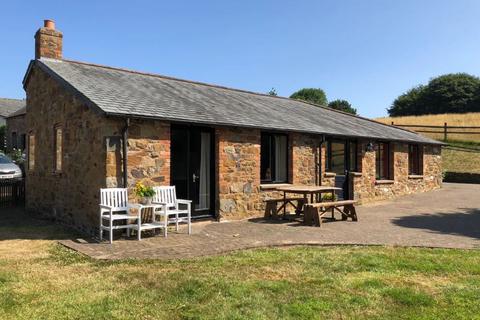 3 bedroom barn conversion to rent, Warden Farm Cottages, North Tawton, Devon, EX20