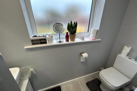 26 Turf Lane, Chadderton, Oldham, OL9 8HN
