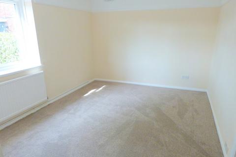 2 bedroom ground floor maisonette to rent, Newdigate Green, Harefield UB9