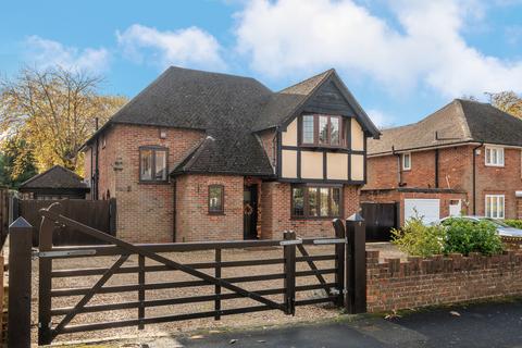 5 bedroom detached house for sale, Revelstoke Avenue,  Farnborough, GU14