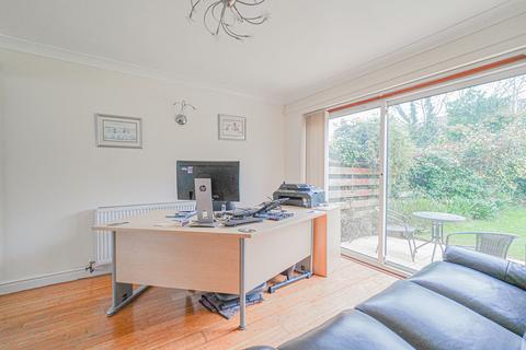 11 Crabmill Close, Knowle, Solihull, B93 0NW