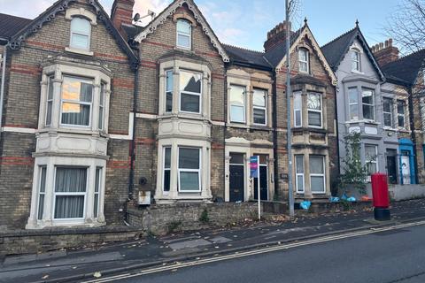 6 bedroom terraced house for sale, Victoria Road, Swindon SN1