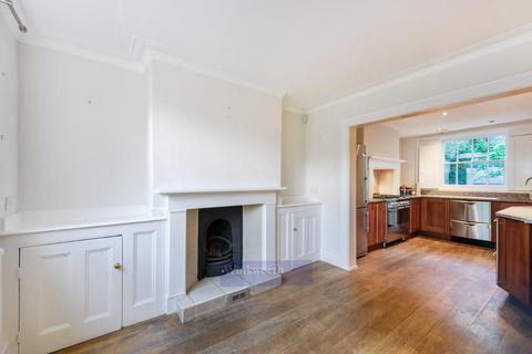 4 bedroom terraced house to rent, GLADSTONE STREET, SE1